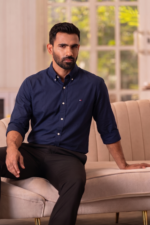 Tommy Hilfiger Solid Shirt(Navy Blue)